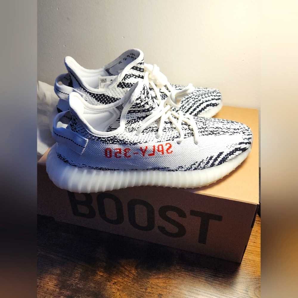 Adidas Yeezy Boost 350 "Zebra"